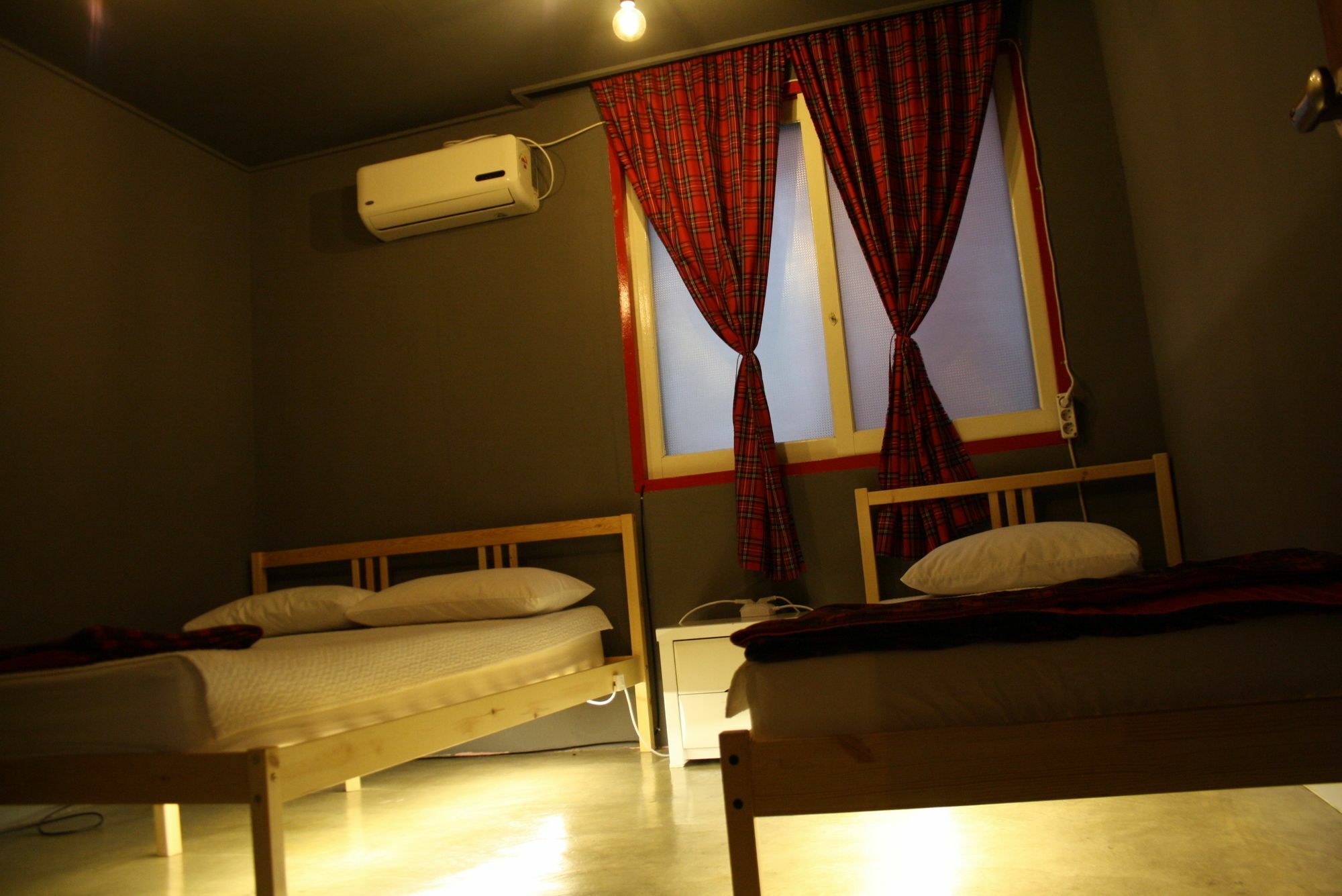 Mr. Comma Guesthouse Seoul Bagian luar foto