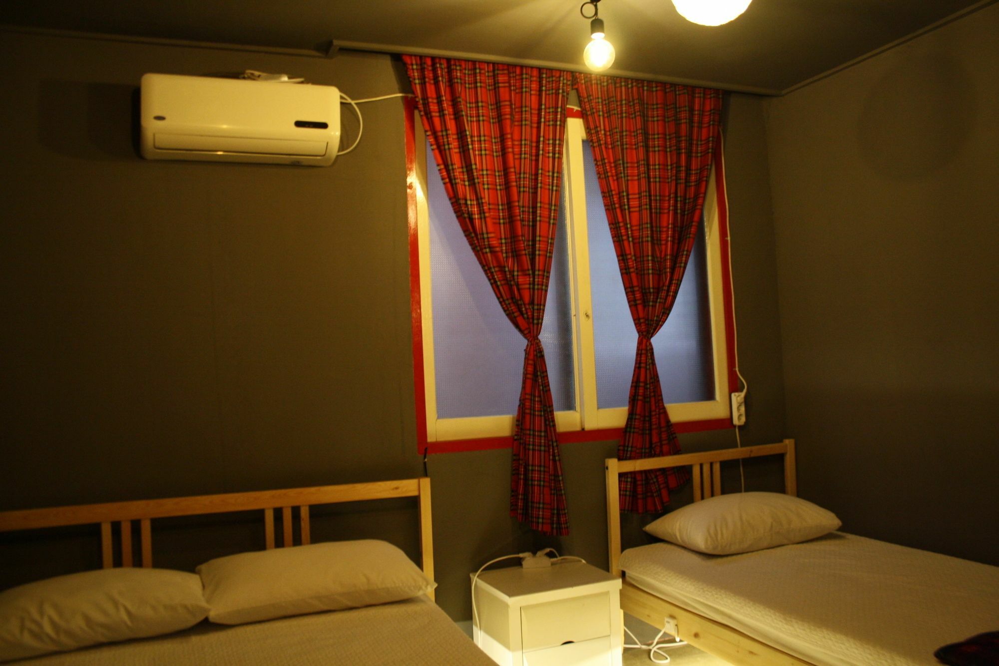 Mr. Comma Guesthouse Seoul Bagian luar foto